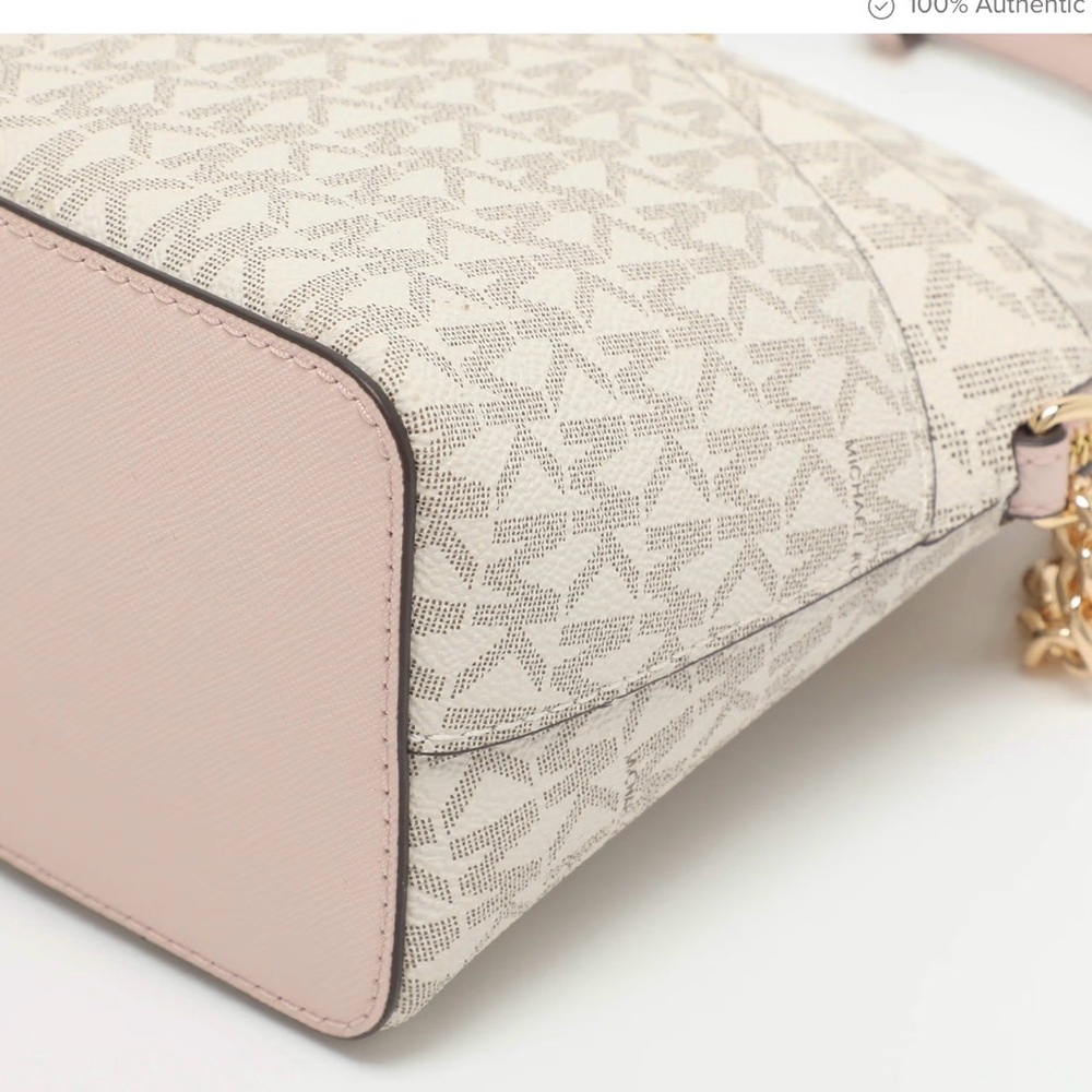 MK Jet Set Travel Medium White/Blush Pink Signature Coated Canvas Crossbody Bag - Picture 14 of 17